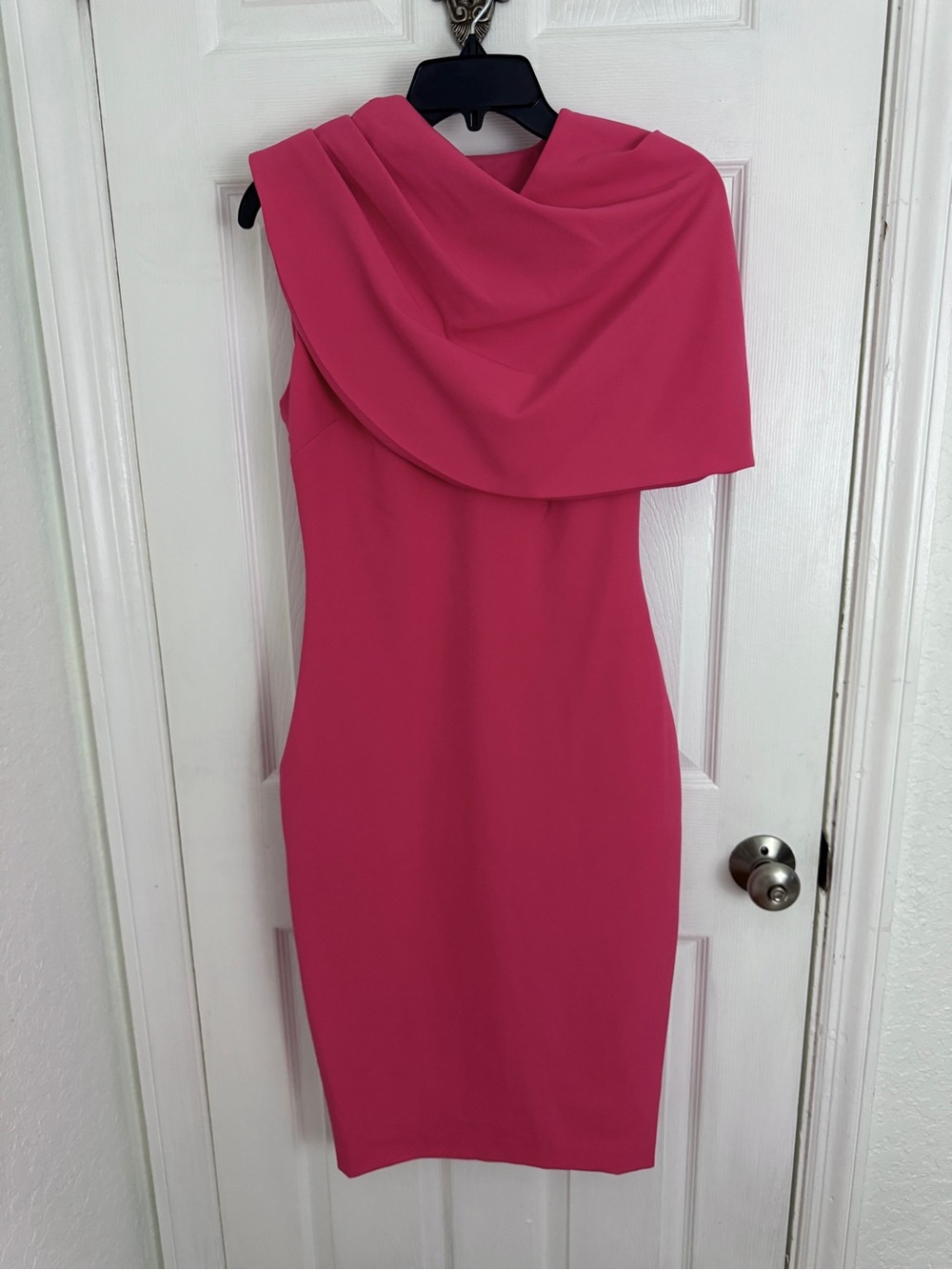 Belle Badgley Mischka Pink Cape Sheath Cocktail Dress NWT sz 0 $199